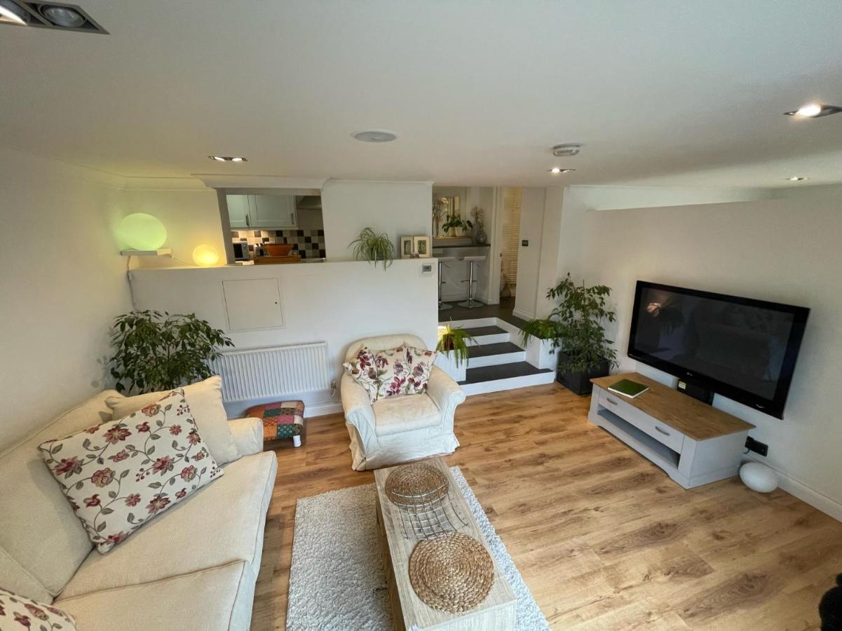 Gorgeous 1 Bed Apartment With Breathtaking Views Lydden エクステリア 写真