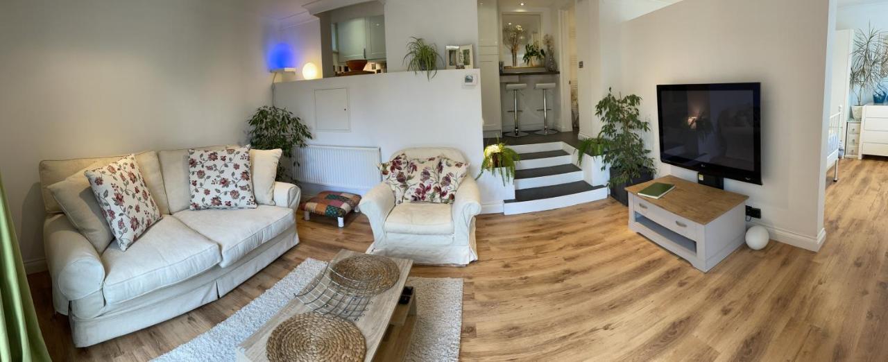 Gorgeous 1 Bed Apartment With Breathtaking Views Lydden エクステリア 写真